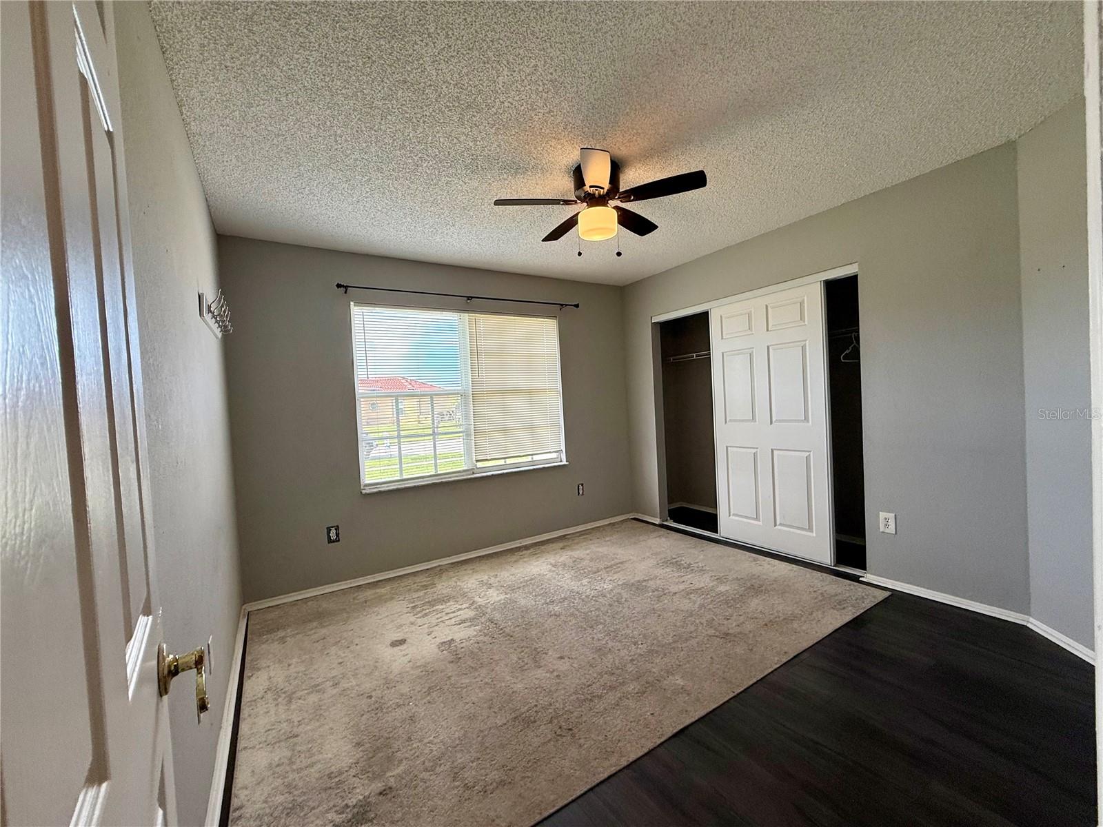 Image 17 of 22 For 13335 Carter Avenue
