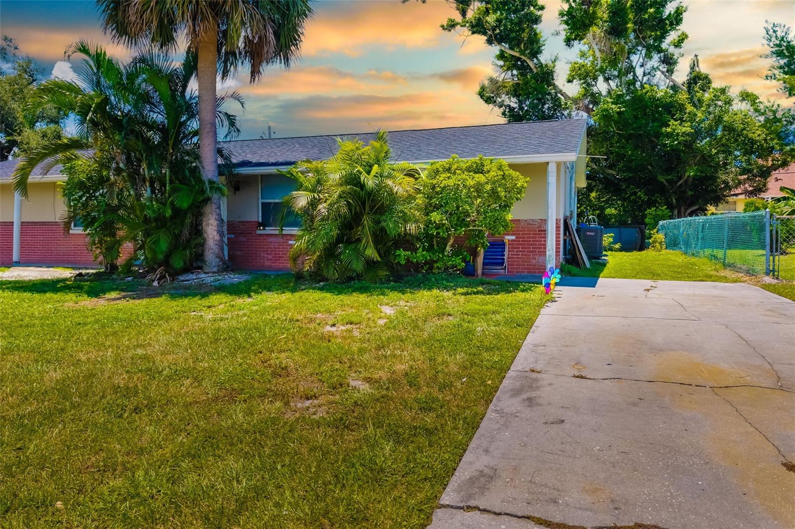 Details for 544 Briarwood Road, VENICE, FL 34293