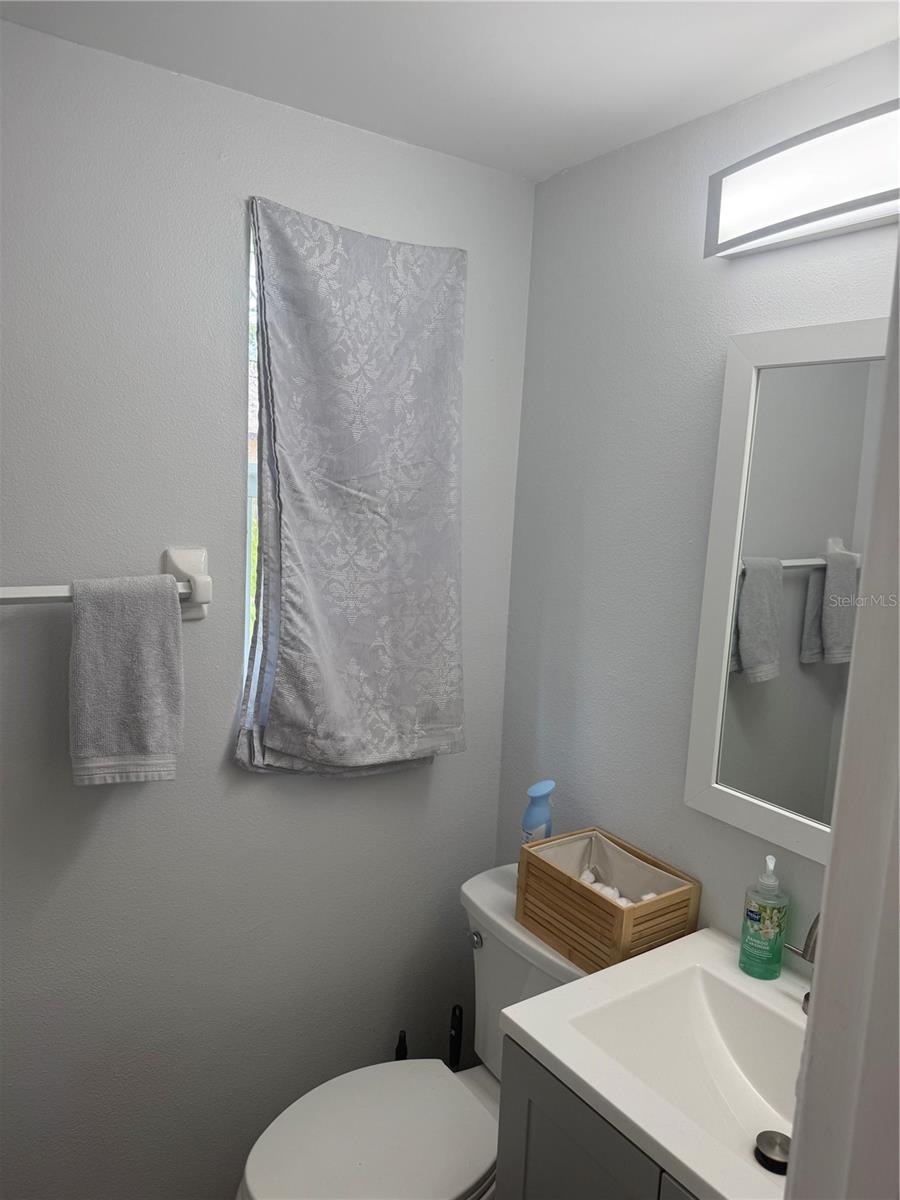Image 19 of 57 For 544 Briarwood Road