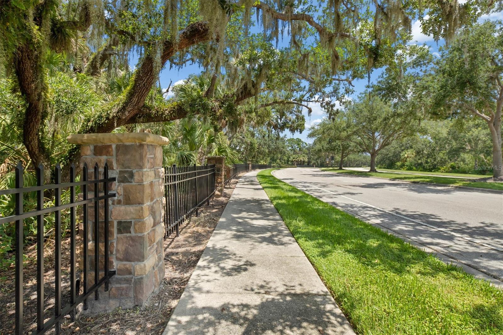 Image 4 of 27 For 9435 Swaying Branch Road