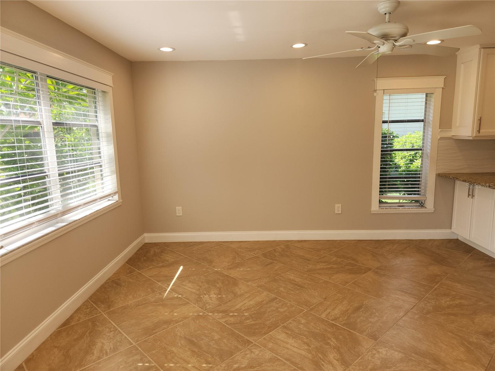 Image 12 of 31 For 3409 Montilla Court 8410