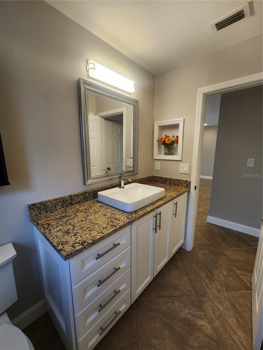 Image 27 of 31 For 3409 Montilla Court 8410