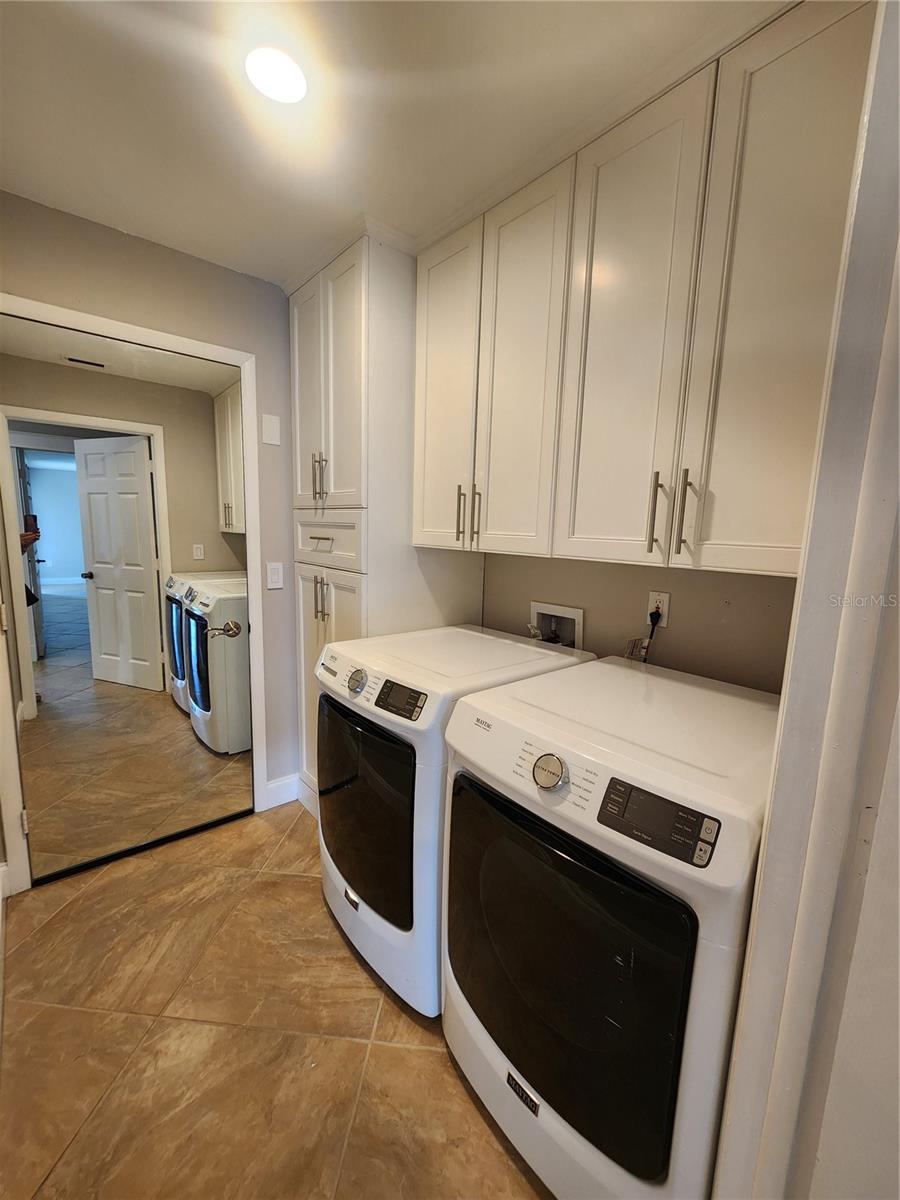 Image 30 of 31 For 3409 Montilla Court 8410