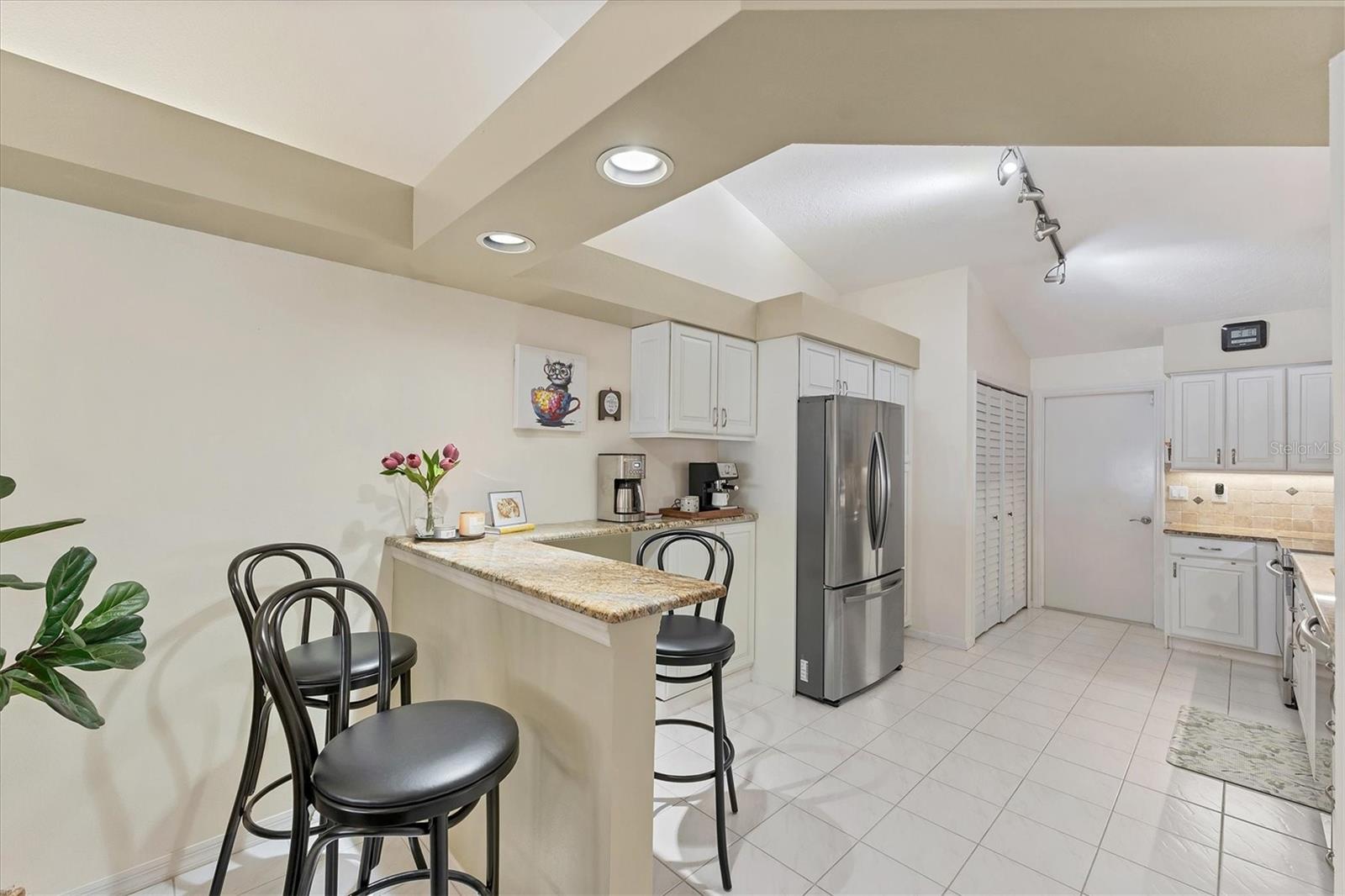 Image 18 of 53 For 5323 Kelly Drive 3