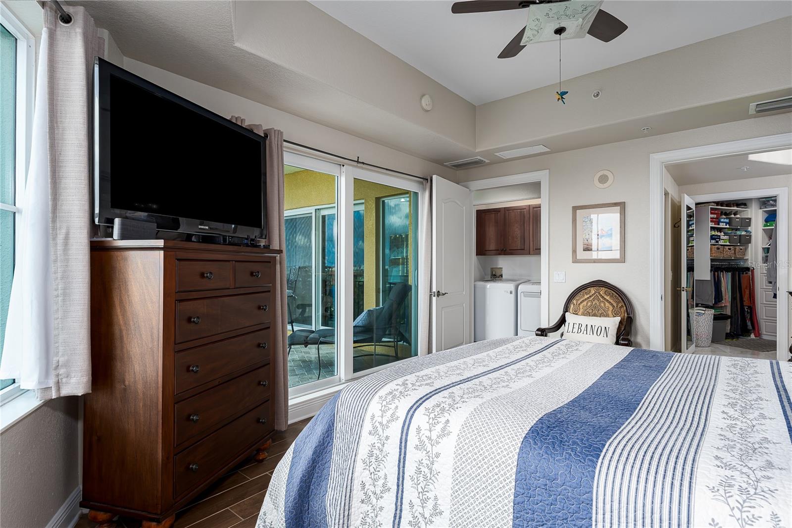 Image 16 of 47 For 501 Haben Boulevard 605