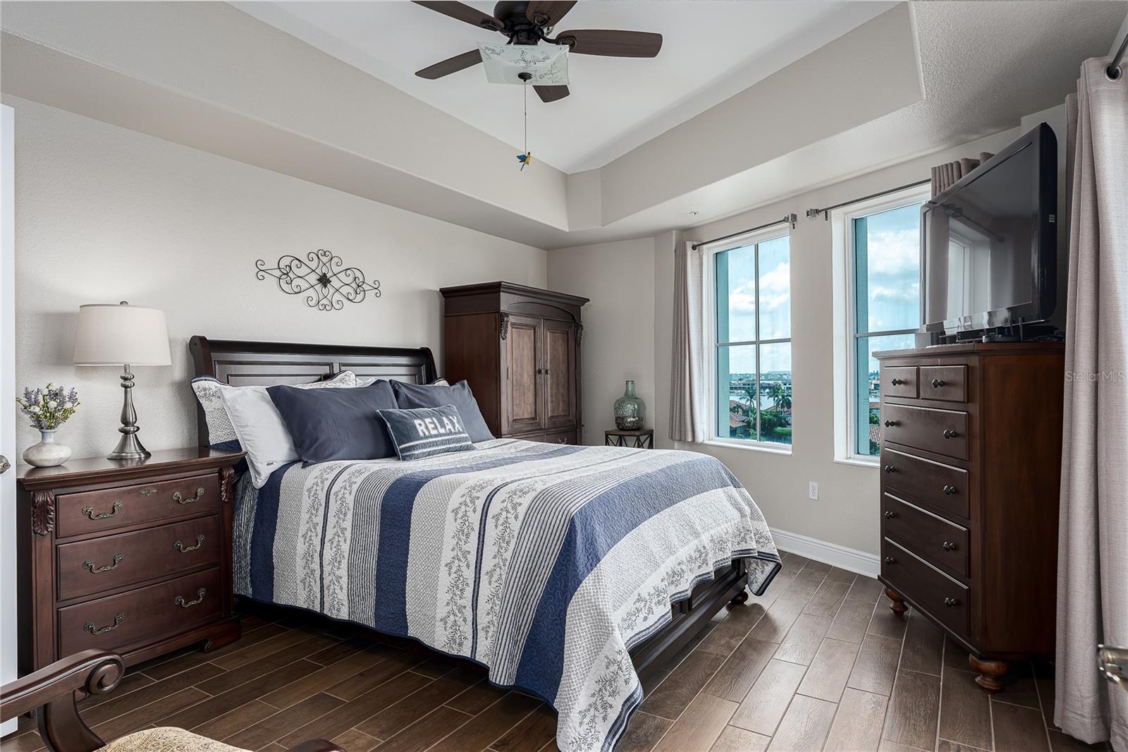 Image 17 of 47 For 501 Haben Boulevard 605
