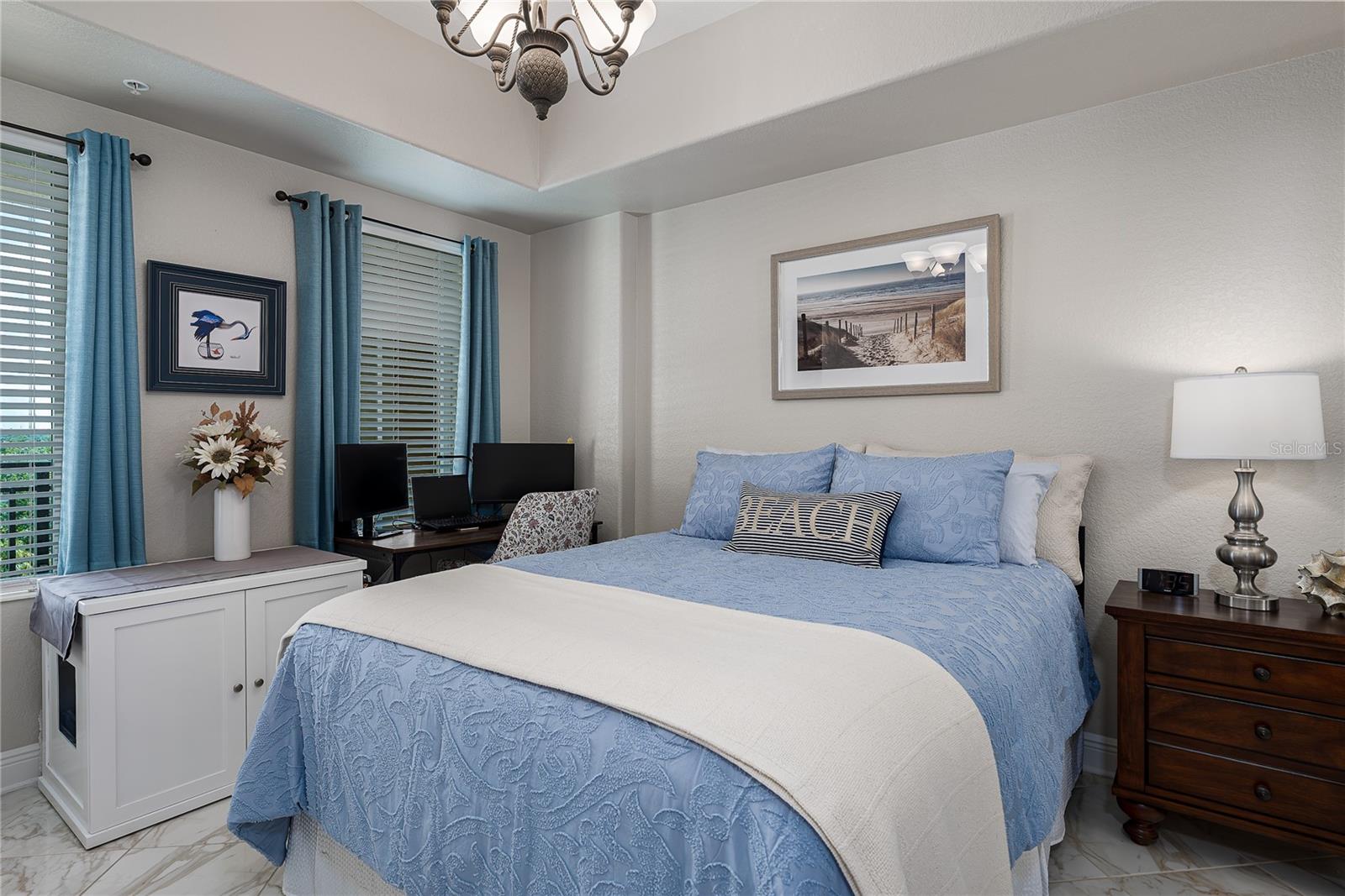 Image 21 of 47 For 501 Haben Boulevard 605