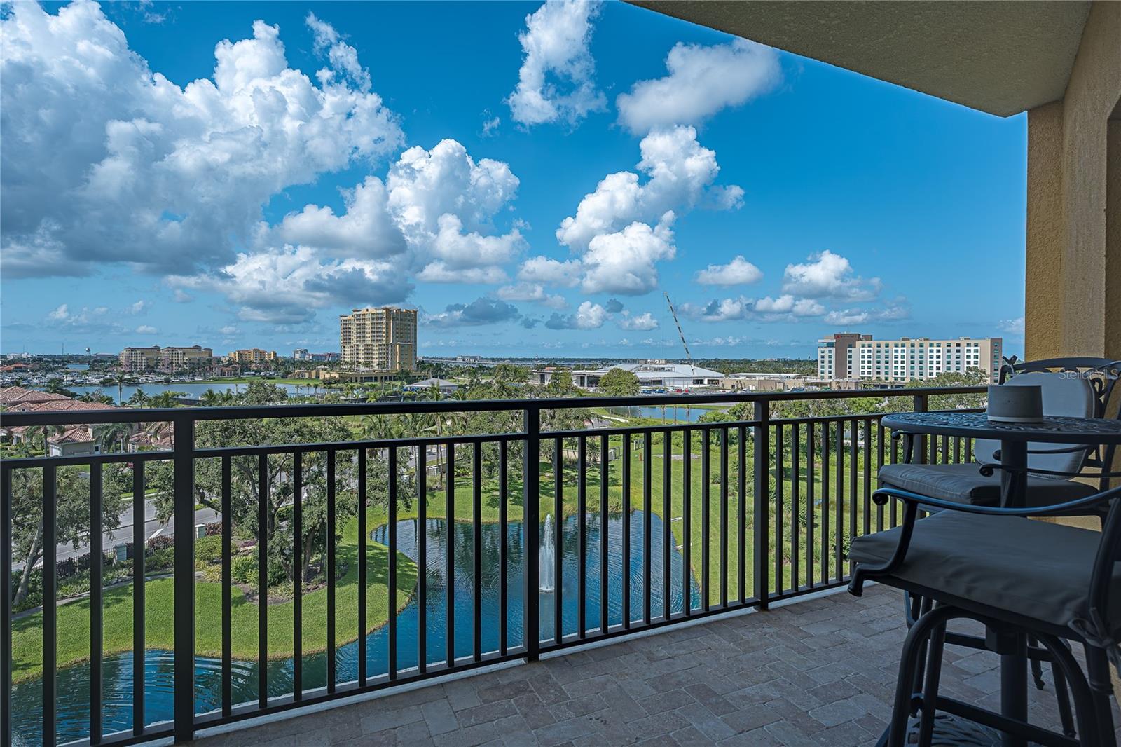 Image 30 of 47 For 501 Haben Boulevard 605