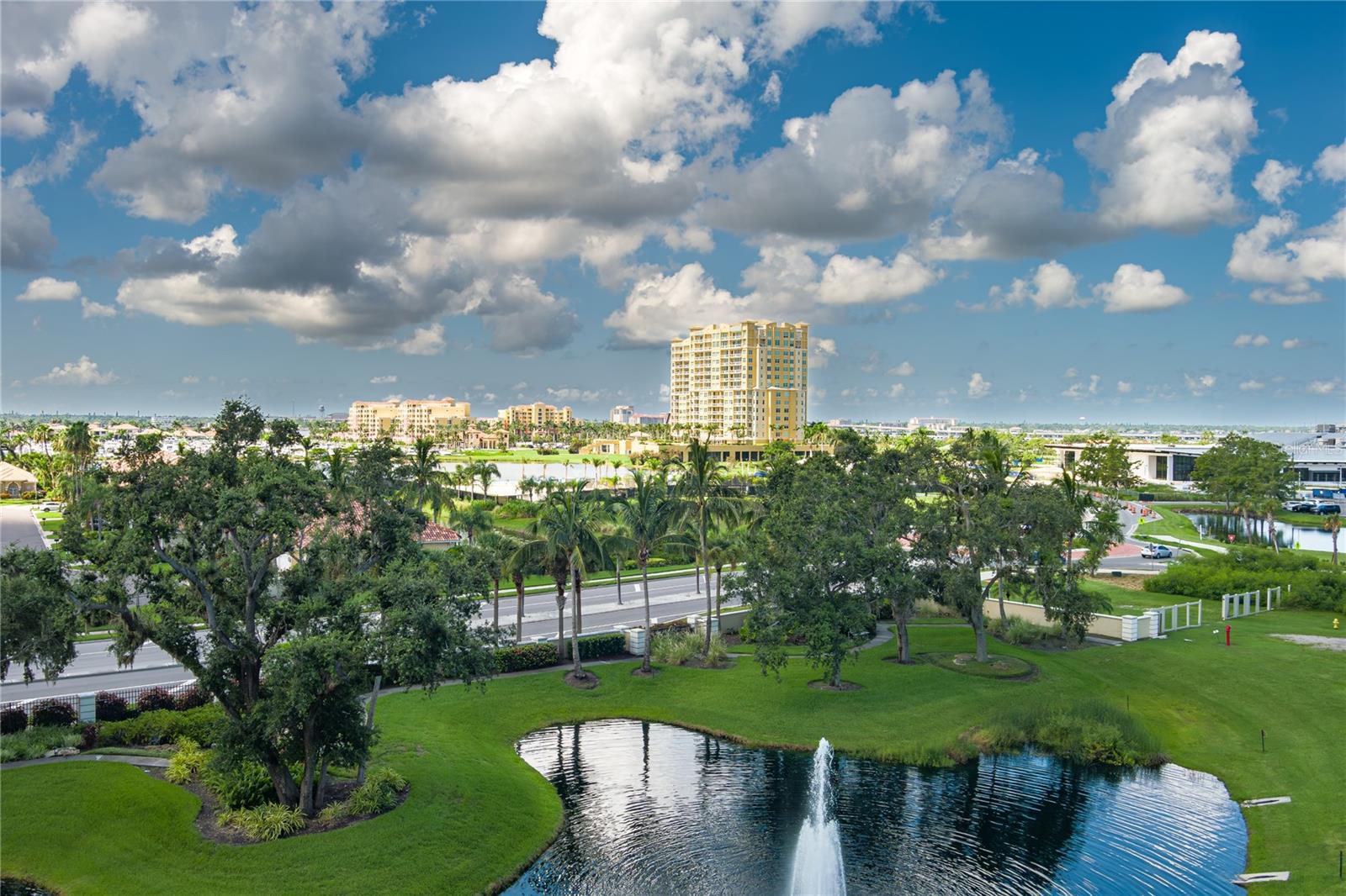 Image 33 of 47 For 501 Haben Boulevard 605