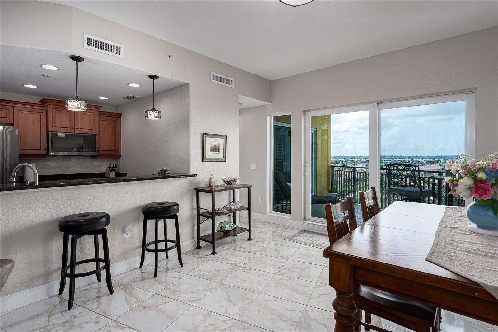 Image 9 of 47 For 501 Haben Boulevard 605