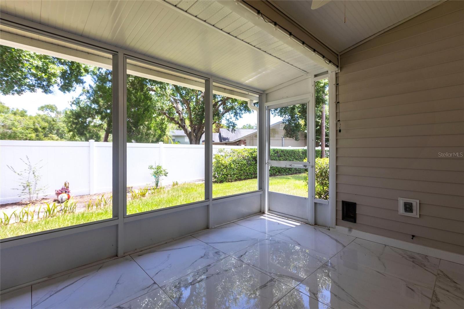 Image 15 of 25 For 21508 Woodstork Lane