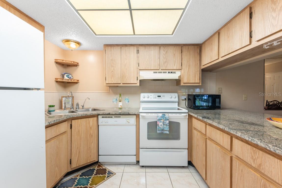 Listing photo id 16 for Address Not Provided