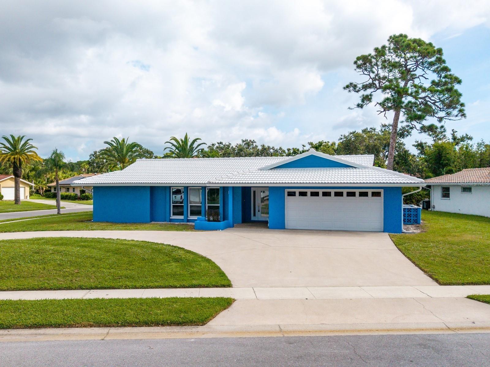 Image 2 of 58 For 2703 Coventry Drive