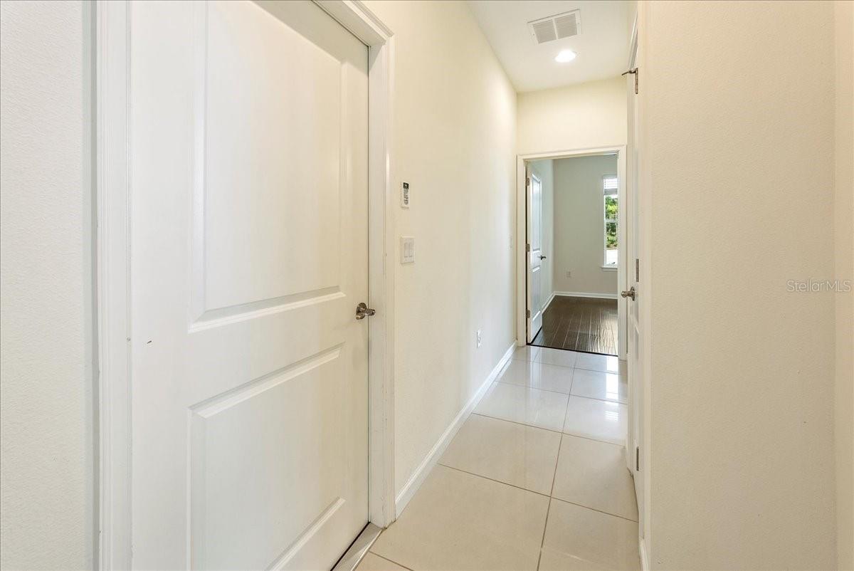 Image 23 of 58 For 11934 Meadowgate Place
