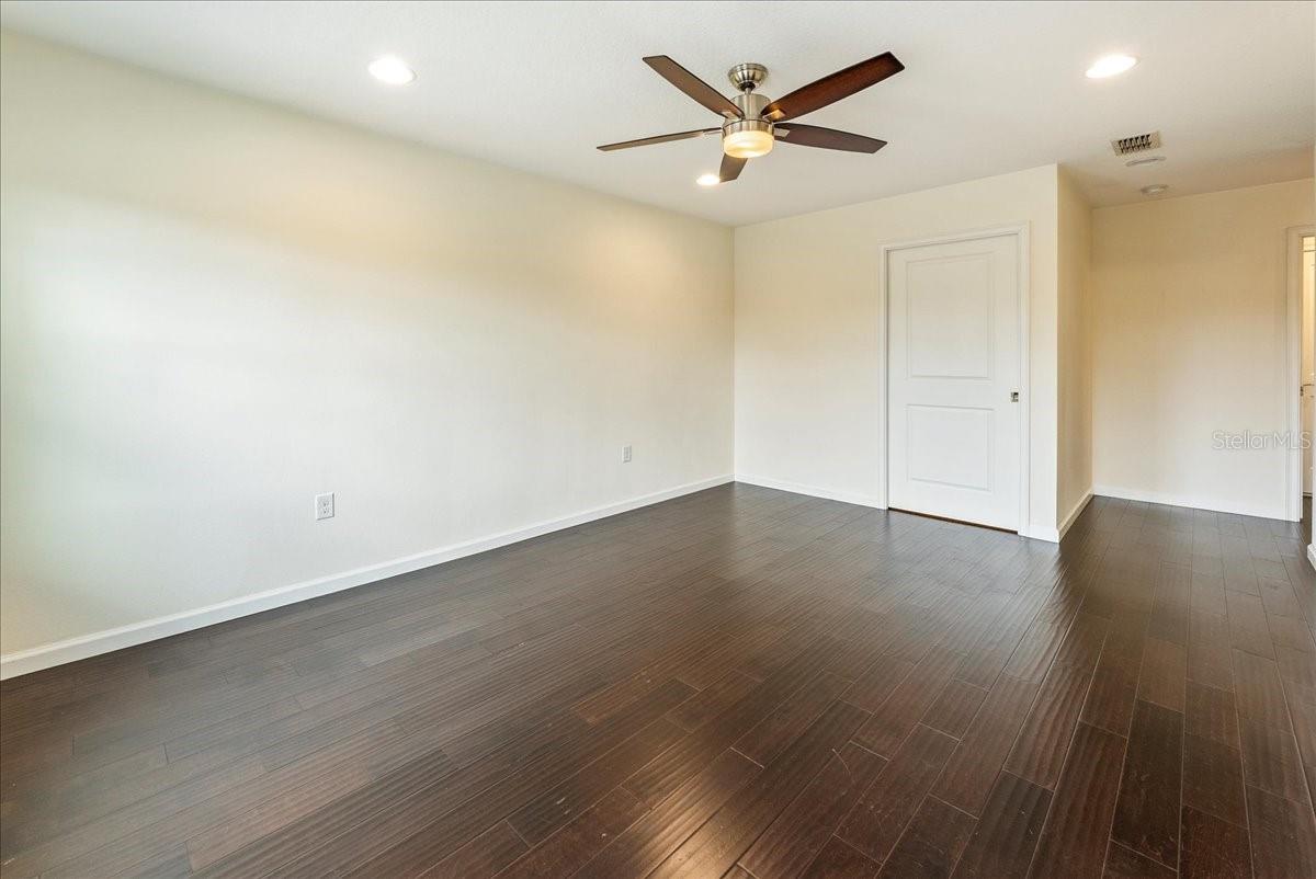 Image 37 of 58 For 11934 Meadowgate Place