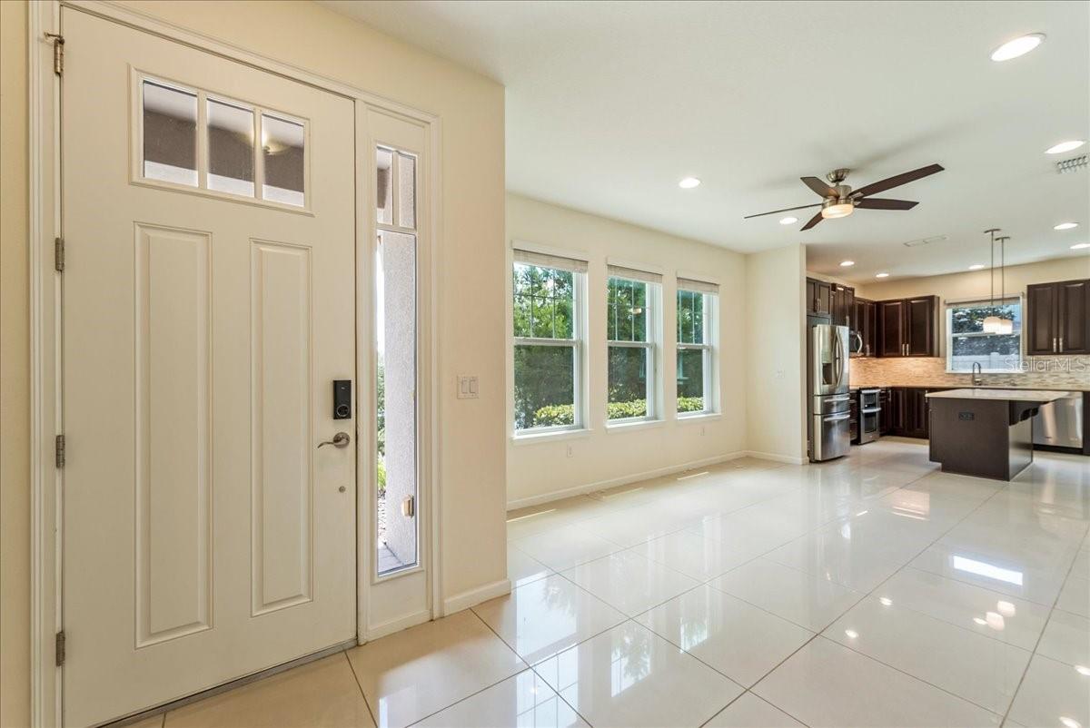Image 4 of 58 For 11934 Meadowgate Place