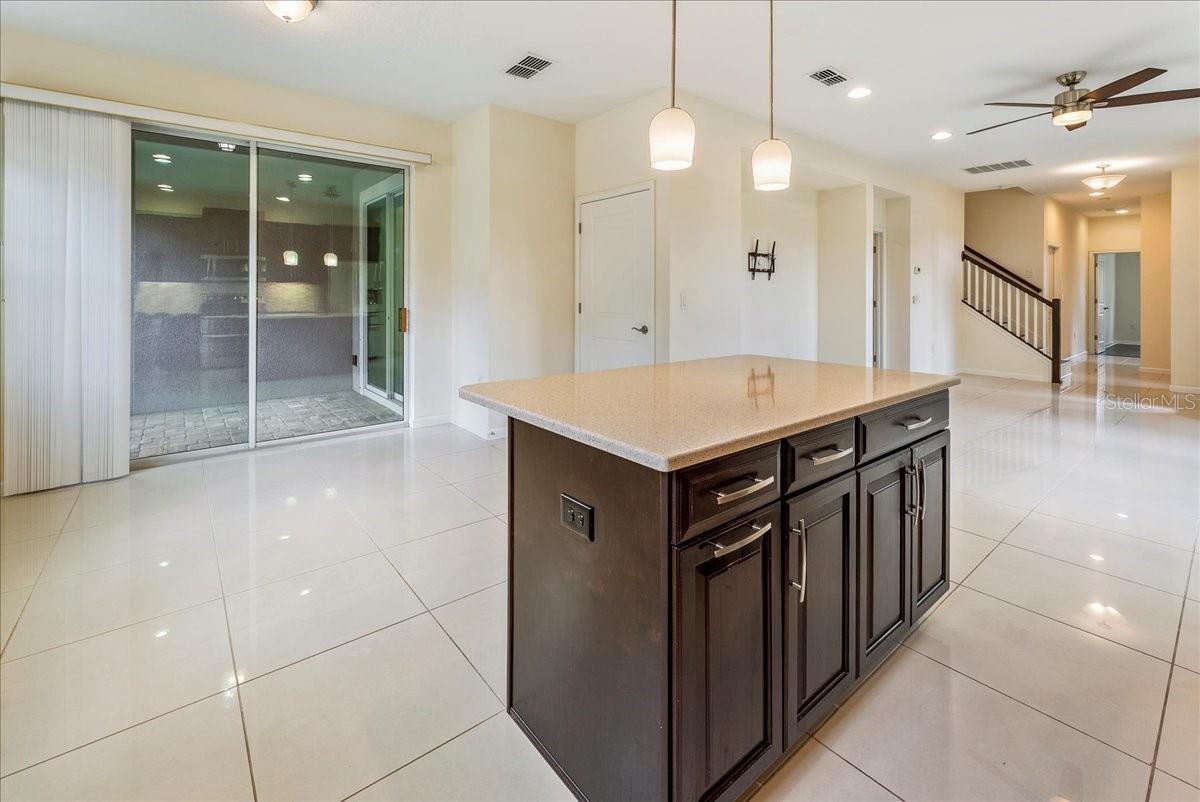 Image 8 of 58 For 11934 Meadowgate Place