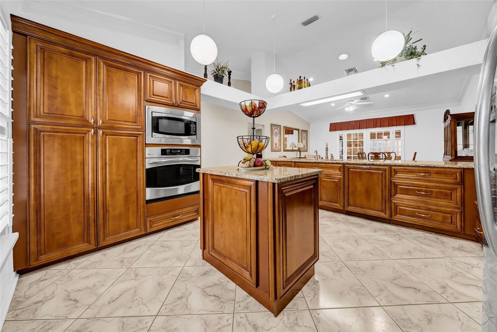 Image 8 of 58 For 8706 Temple Avenue
