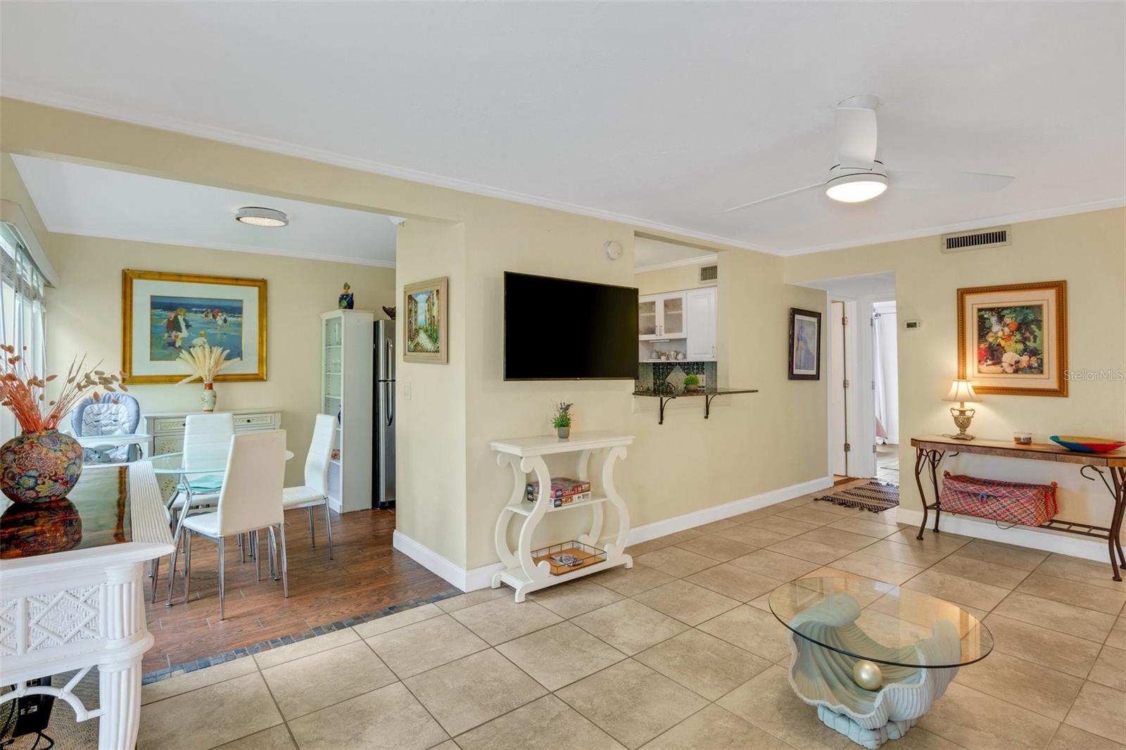 Image 18 of 34 For 3413 Clark Road 114