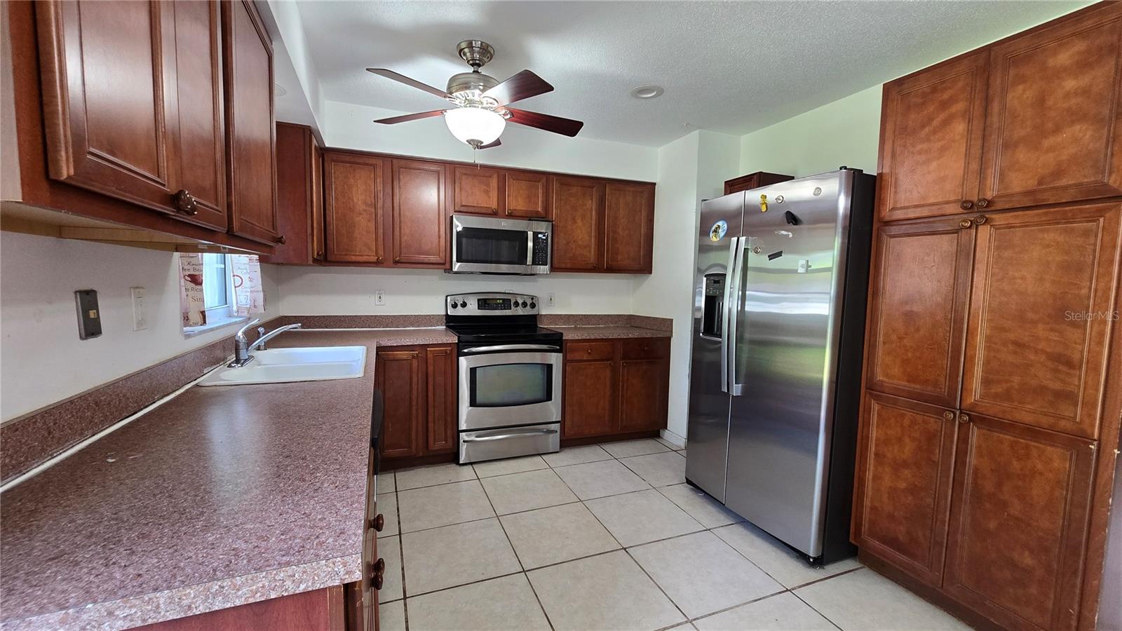 Image 7 of 16 For 3952 Berkshire Drive