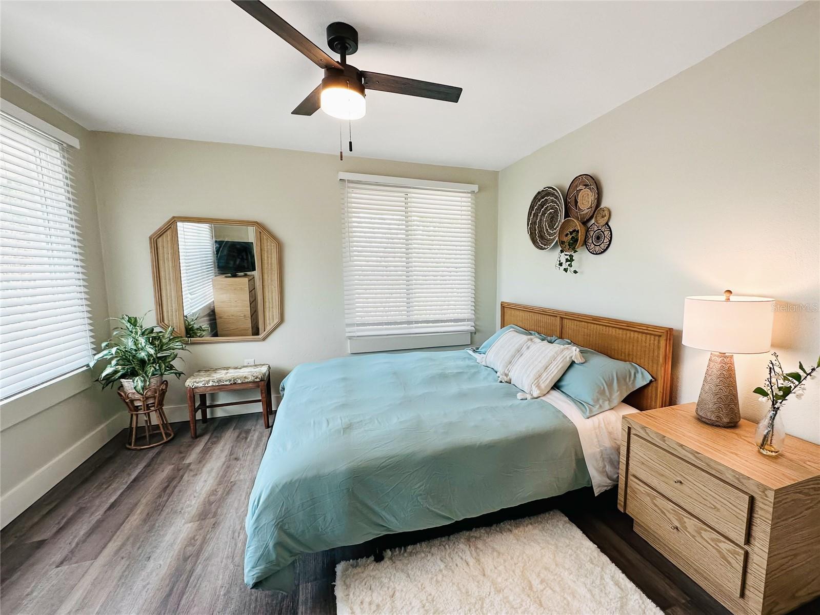 Image 15 of 51 For 339 Suwanee Avenue