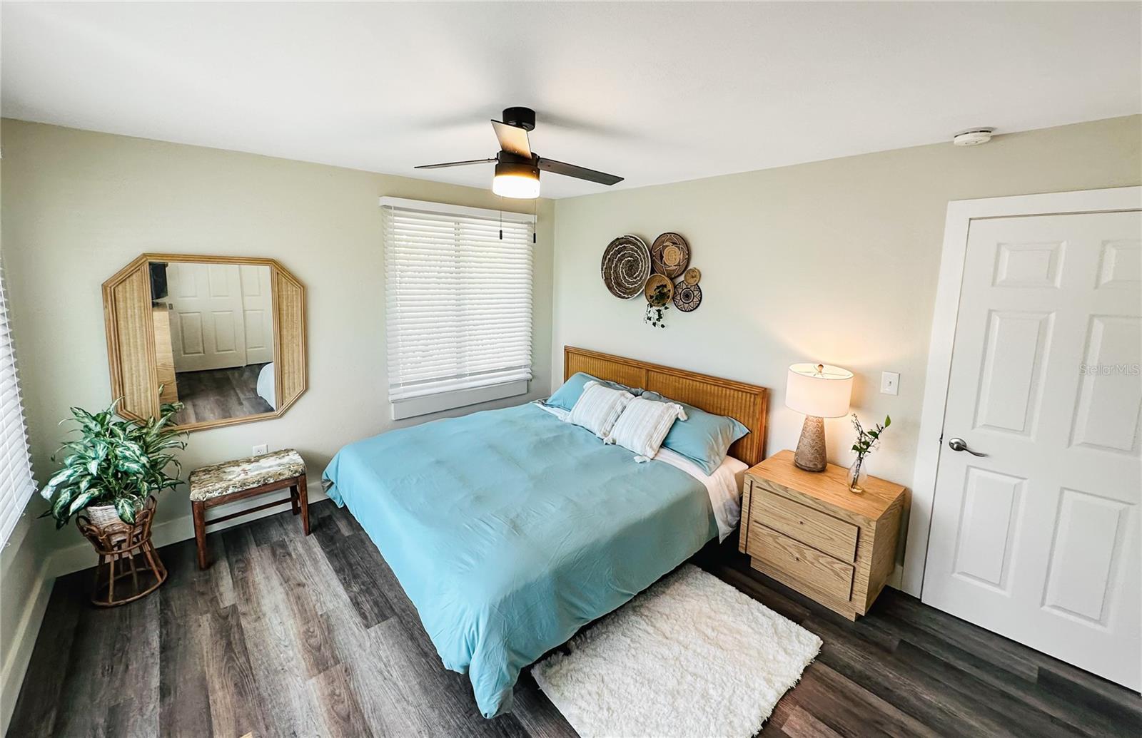 Image 4 of 51 For 339 Suwanee Avenue