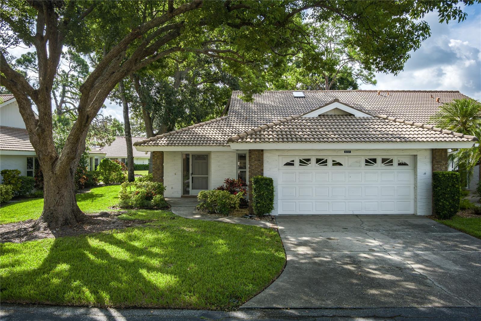Details for 5727 Garden Lakes Palm, BRADENTON, FL 34203