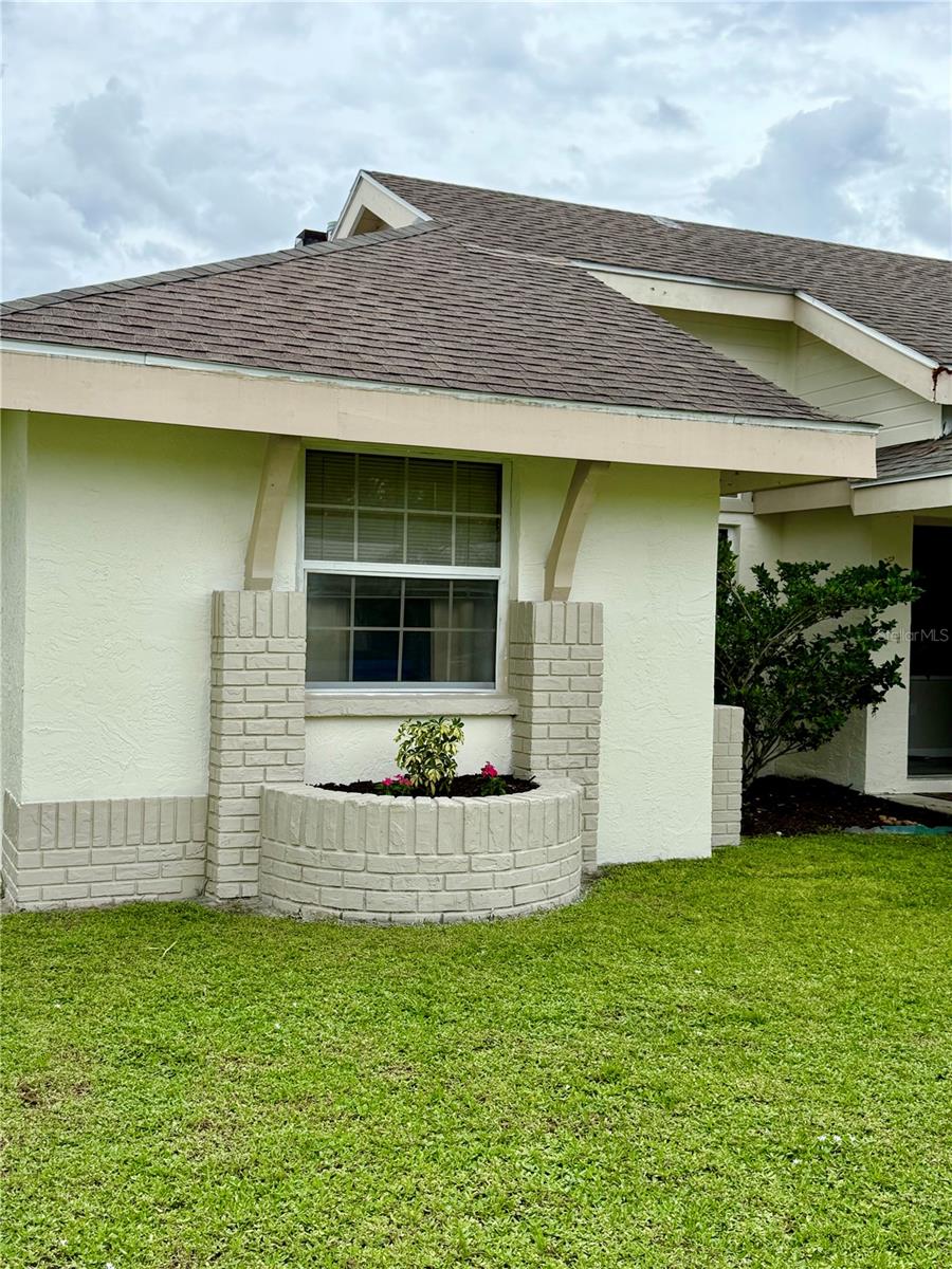 Image 11 of 55 For 3615 75th Terrace E