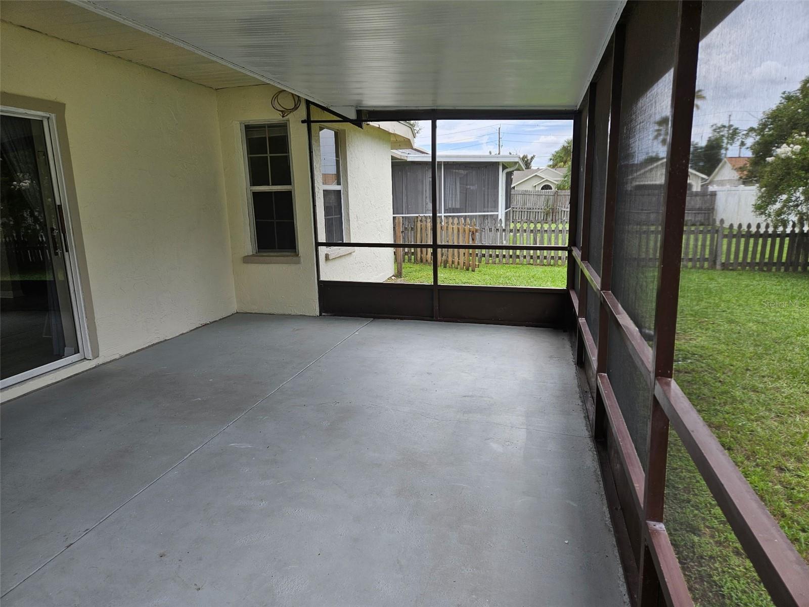 Image 17 of 55 For 3615 75th Terrace E
