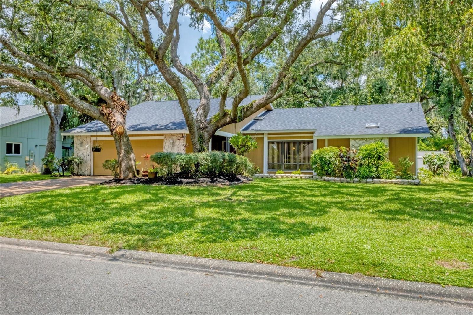 Image 5 of 45 For 5037 Willow Leaf Way