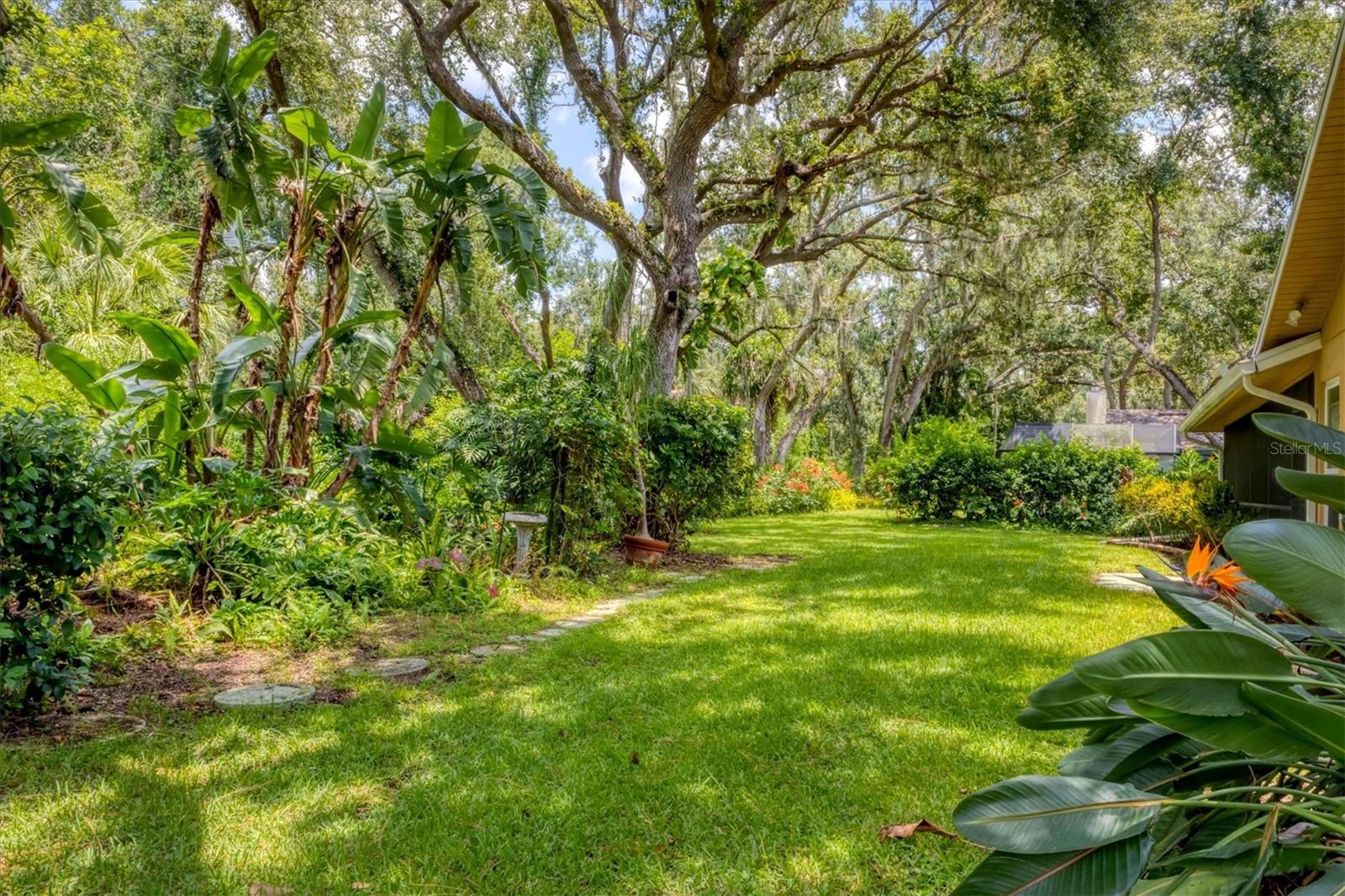 Image 6 of 45 For 5037 Willow Leaf Way