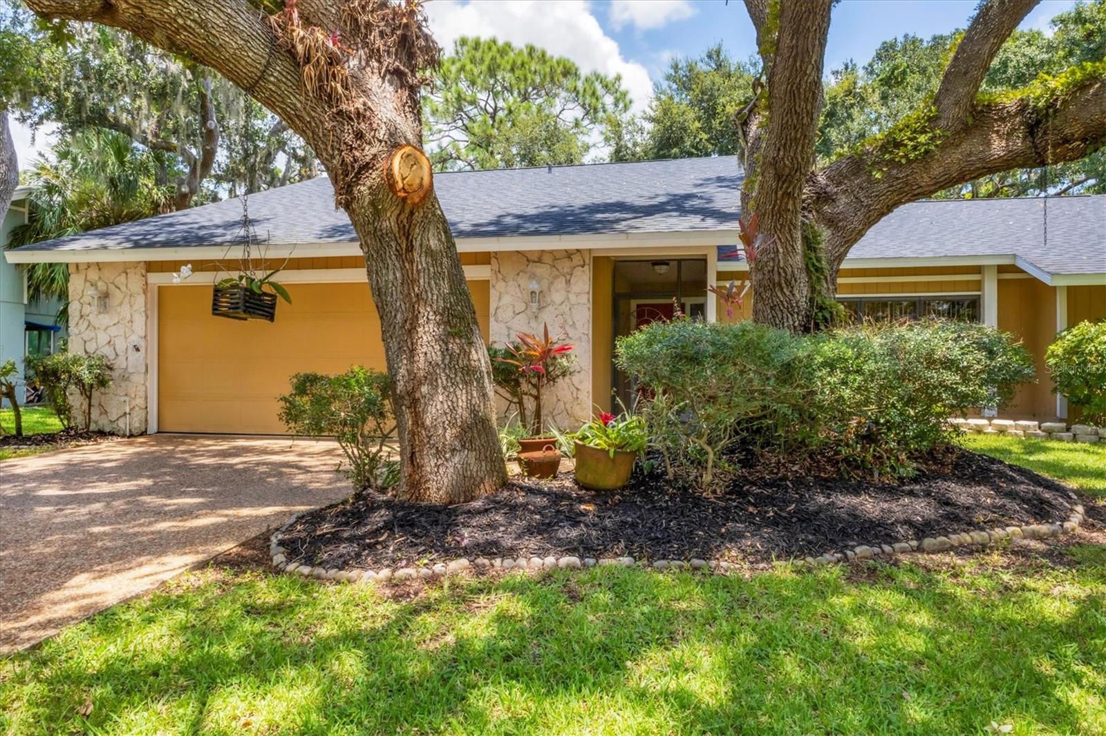 Image 8 of 45 For 5037 Willow Leaf Way