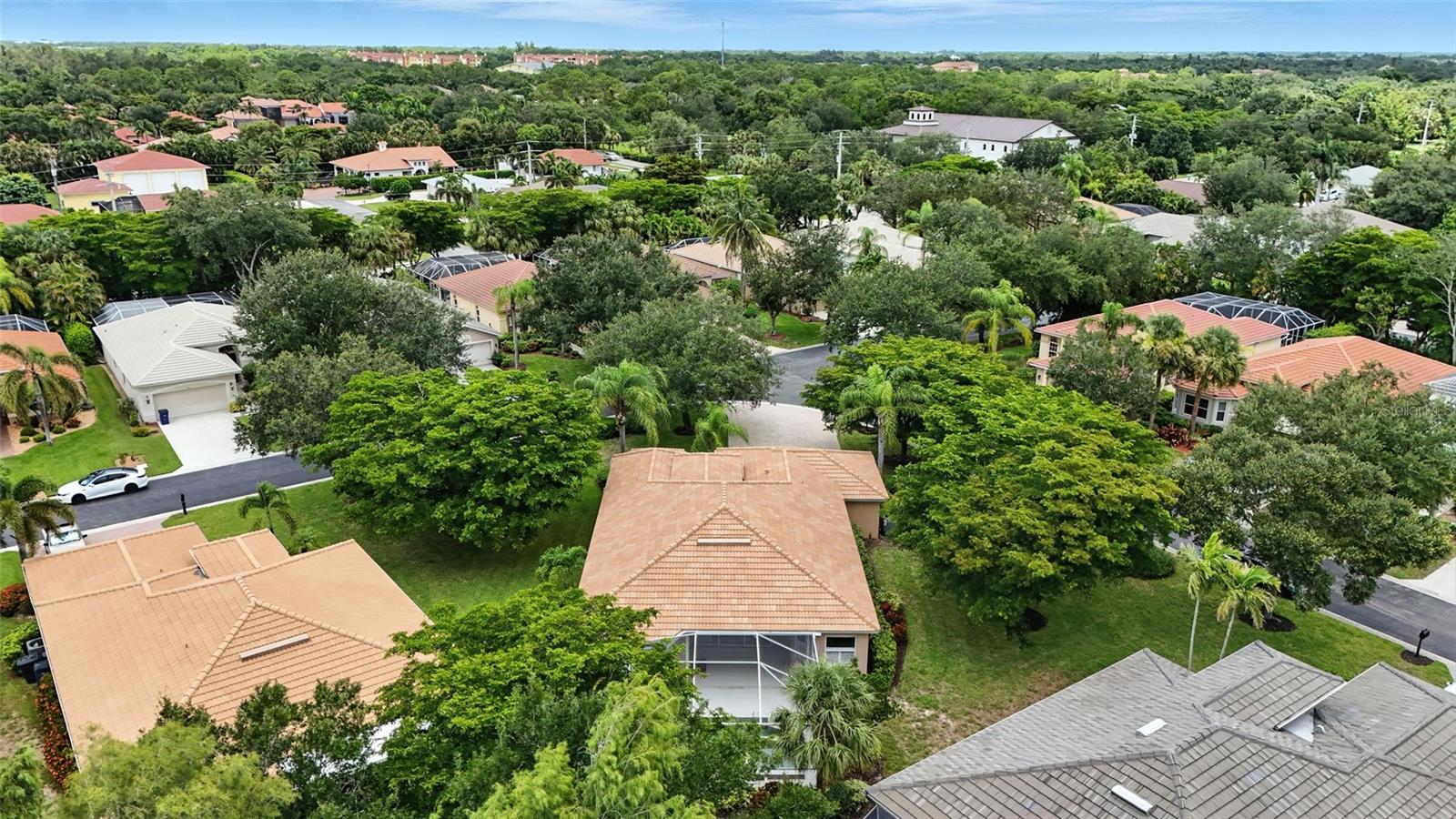 Image 42 of 48 For 9827 Colonial Walk N