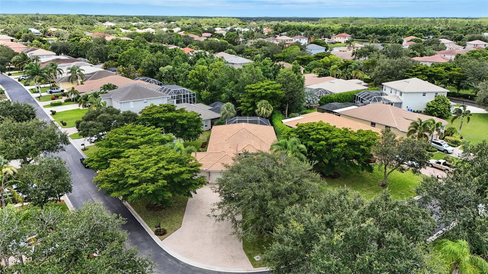 Image 45 of 48 For 9827 Colonial Walk N