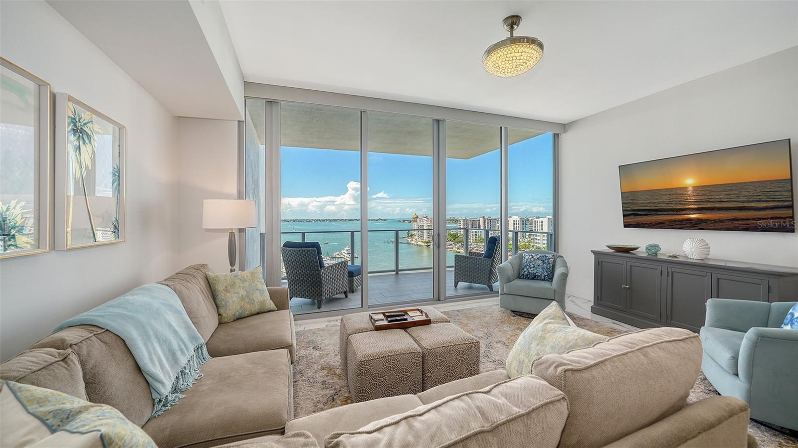 Image 10 of 68 For 1155 Gulfstream Avenue 1106
