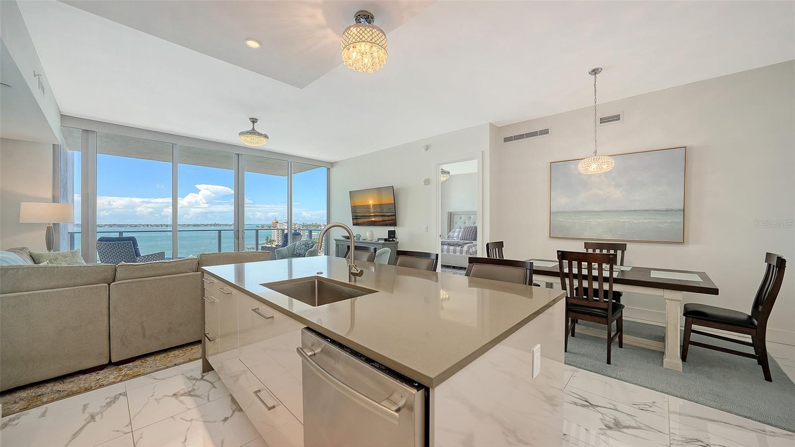 Image 17 of 68 For 1155 Gulfstream Avenue 1106