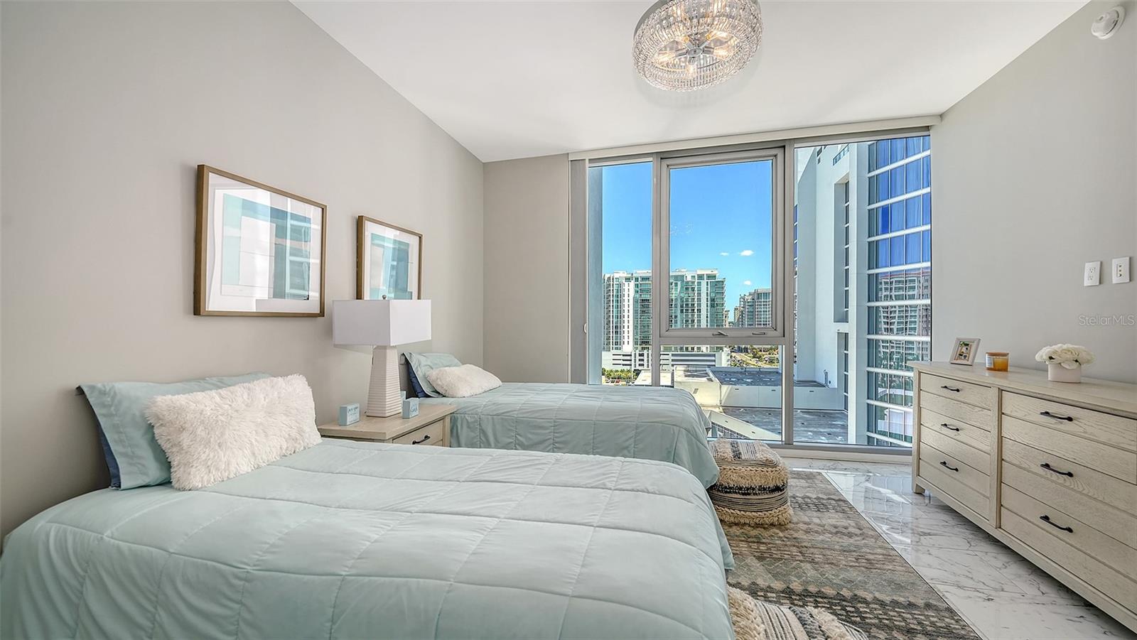 Image 32 of 68 For 1155 Gulfstream Avenue 1106