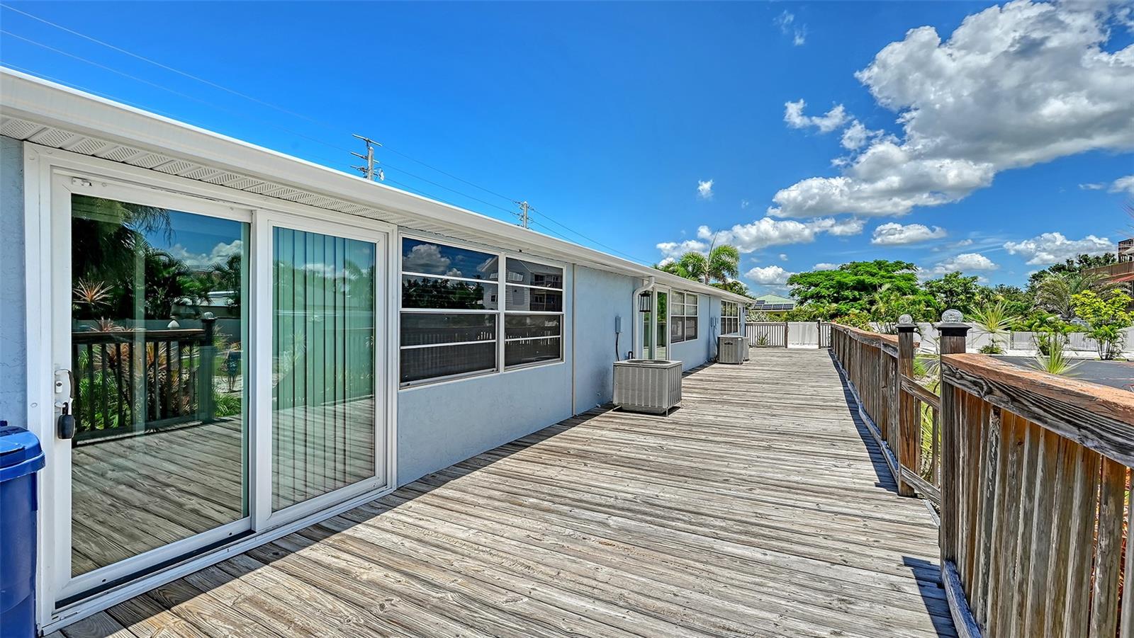 Image 24 of 40 For 100 Bayshore Road C