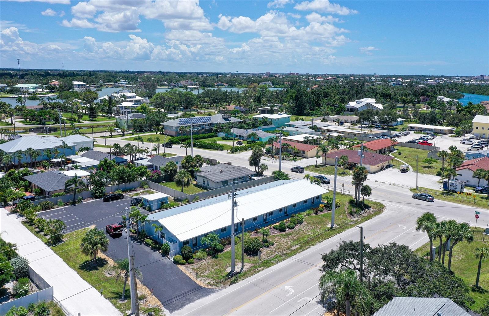 Image 7 of 40 For 100 Bayshore Road C