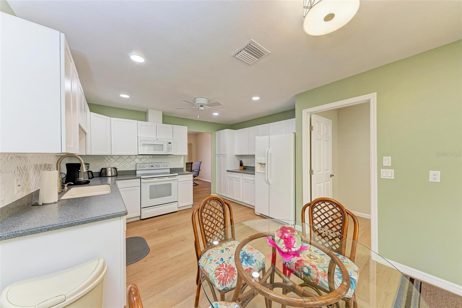 Image 11 of 36 For 96 Drifting Sands Drive