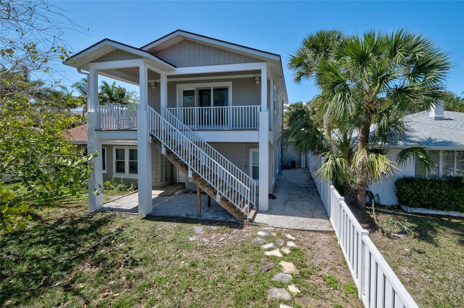 Details for 532 Blvd Of The Presidents, SARASOTA, FL 34236