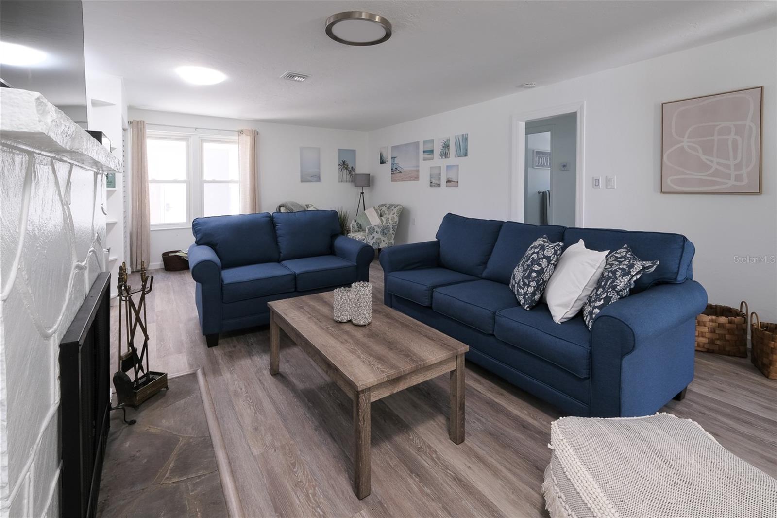 Listing photo id 13 for 532 Blvd Of The Presidents
