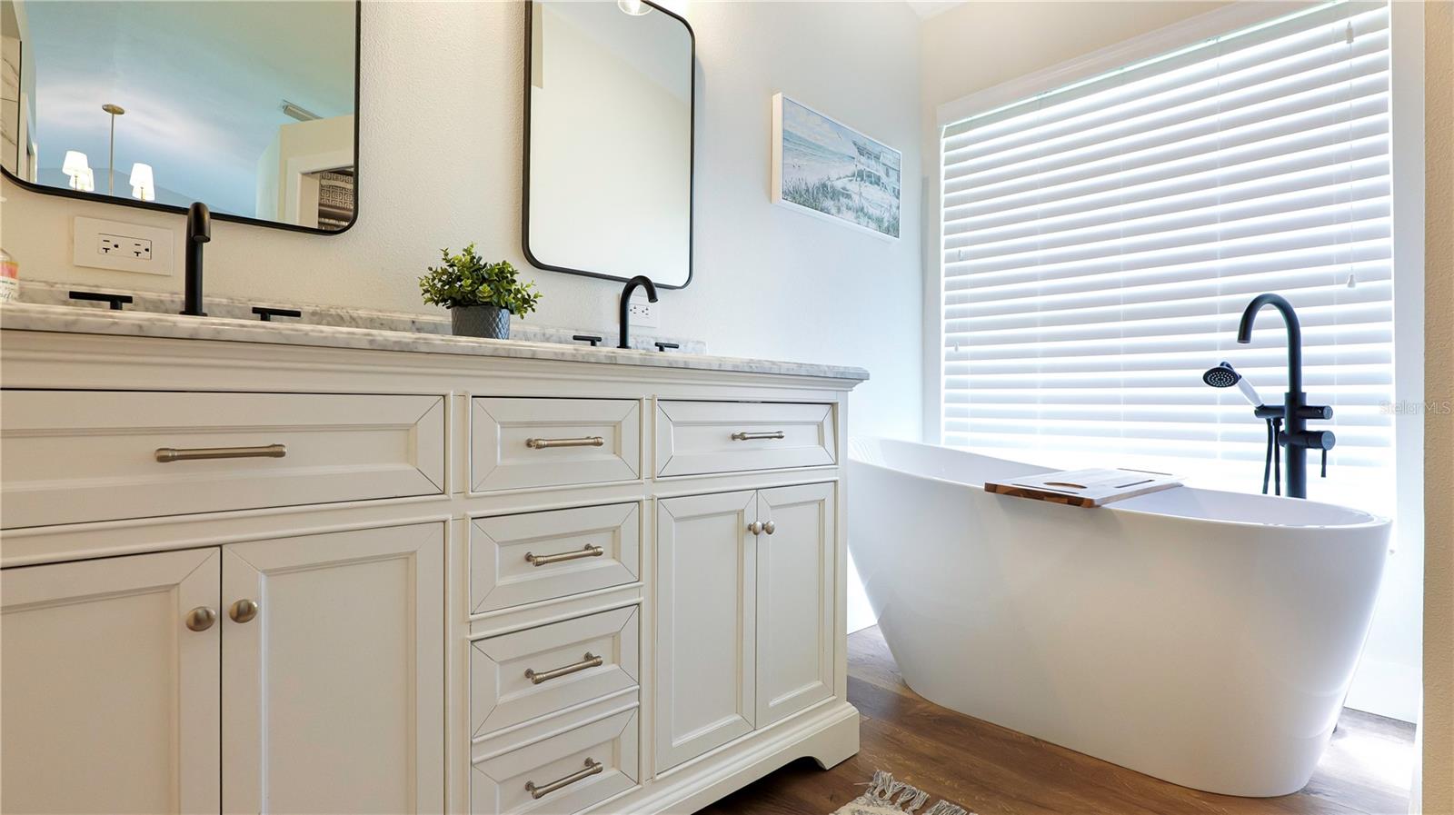 Image 22 of 46 For 4346 Ridgemoor Drive