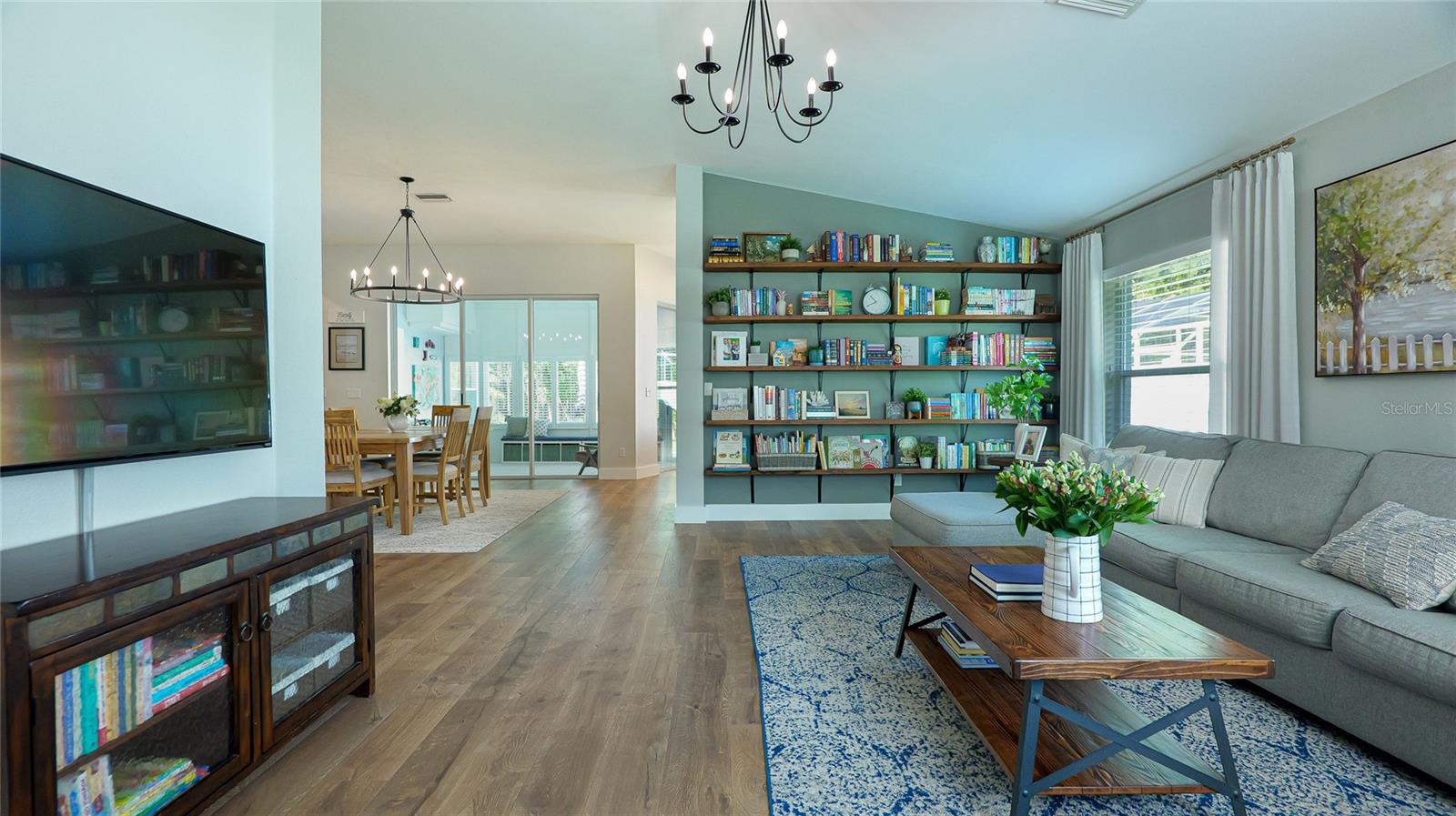Image 6 of 46 For 4346 Ridgemoor Drive