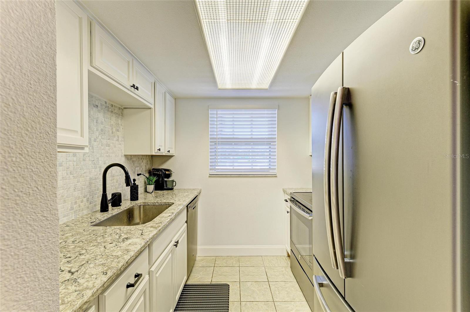 Image 3 of 25 For 9810 Dorado Avenue 9810
