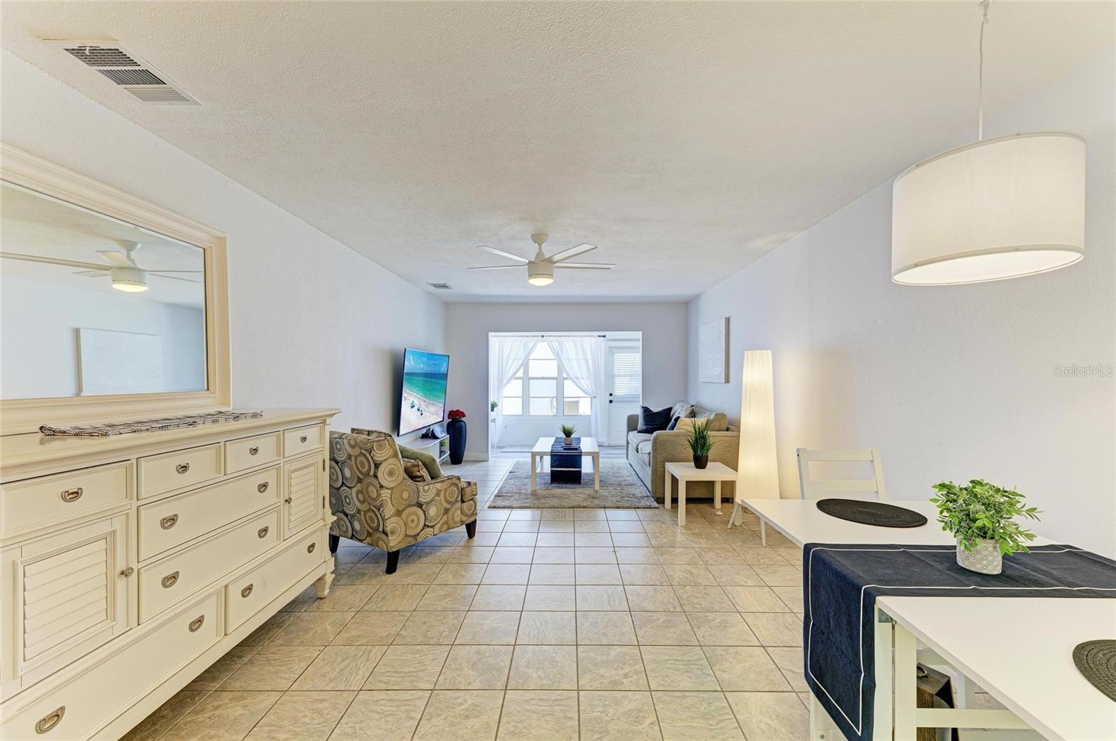 Image 7 of 25 For 9810 Dorado Avenue 9810