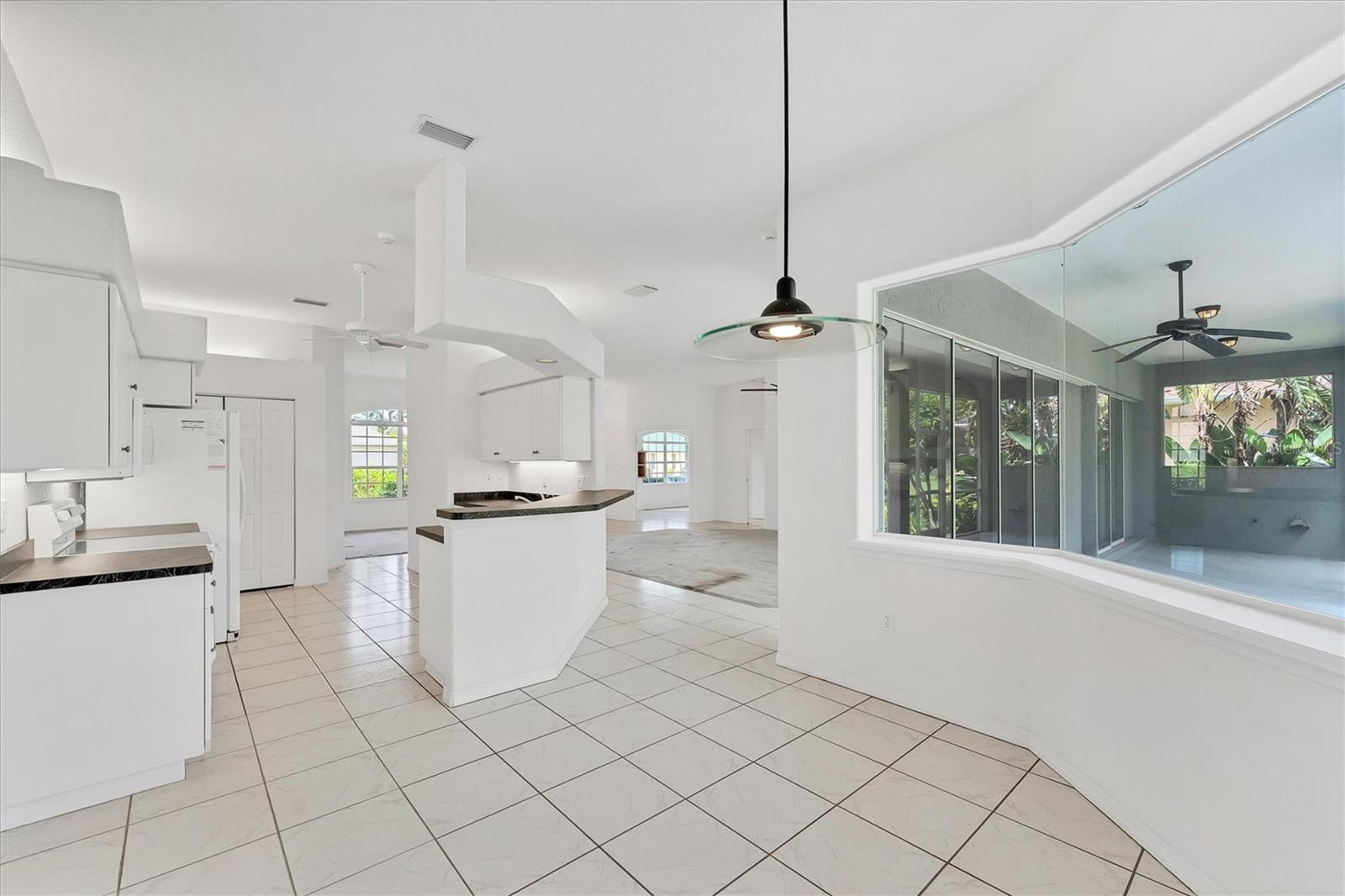 Image 9 of 42 For 3971 Serenity Circle