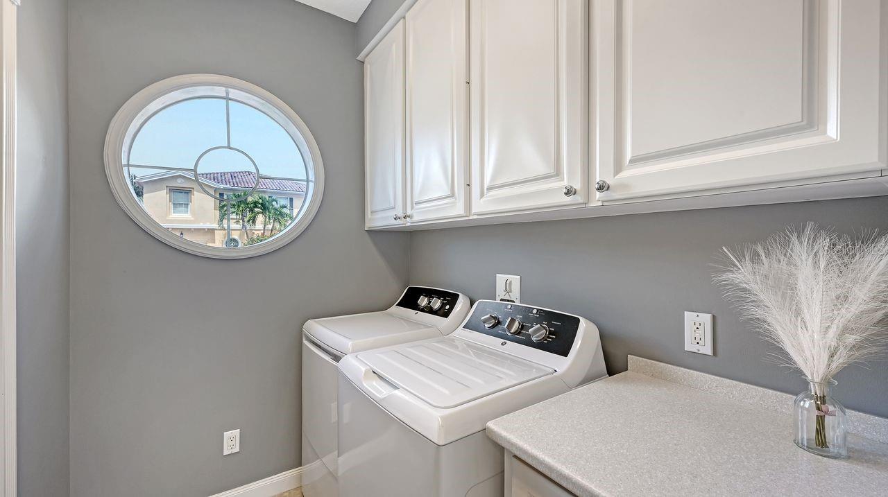 Image 26 of 66 For 1531 Burgos Drive