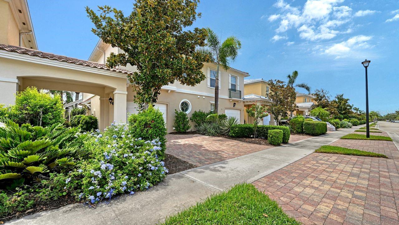 Image 3 of 66 For 1531 Burgos Drive