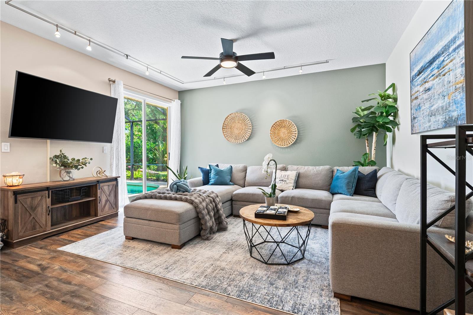 Image 14 of 44 For 5272 Sunnydale Circle E
